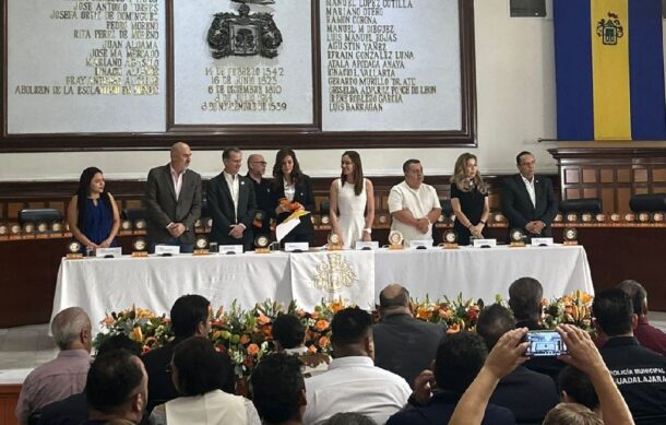 Guadalajara entrega distintivos en materia de turismo