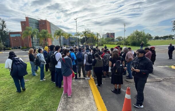 Estudiantes de la UdeG levantan toma en CUCSH: César Barba