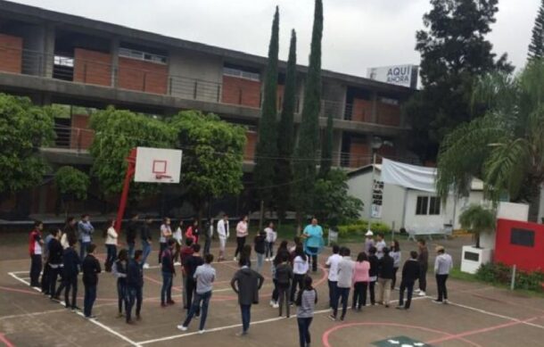 Sanción a estudiantes en Preparatoria 13 es justificada: directora de plantel
