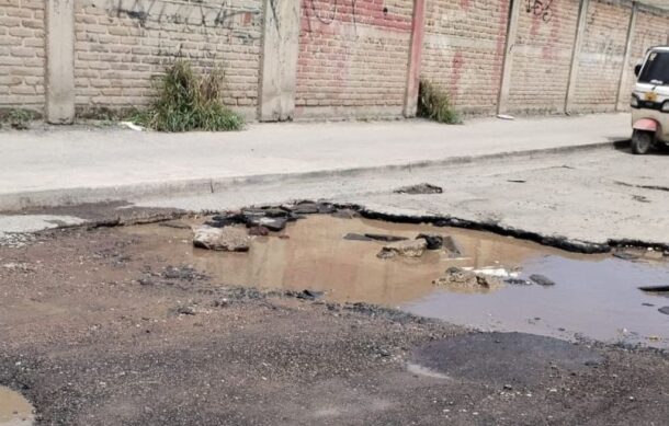 Vecinos denuncian calle en mal estado en Santa Anita
