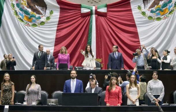 Cumplir y hacer cumplir la ley, compromiso de López Rabadán al protestar como presidenta de los diputados