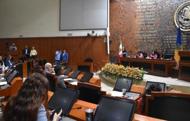 Congreso aprueba reforma contra el abandono escolar