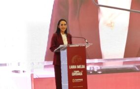 Alcaldesa de Tlaquepaque destaca reducción de delitos en su primer informe