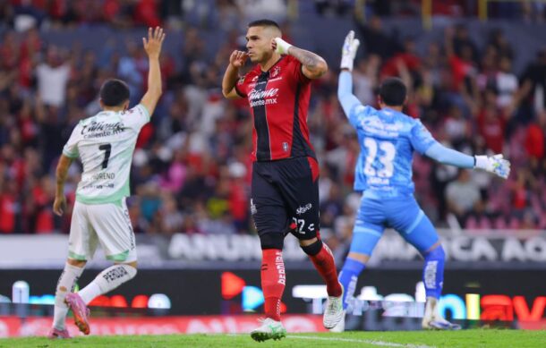 Atlas vence a León y sueña con el Play-in
