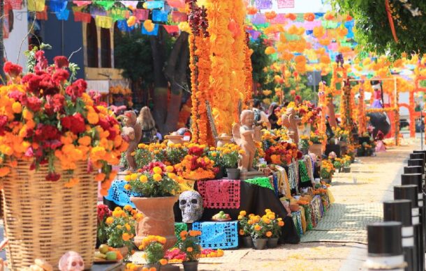 Tlaquepaque rompe récord con el altar de muertos más grande del mundo