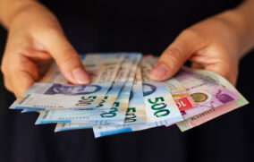 Aguinaldo 2025: fecha límite de pago, qué hacer si no llega y cómo calcularlo