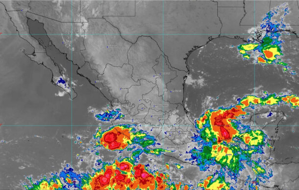 Zona de baja presión en costas de Michoacán y Colima podría evolucionar a ciclón tropical