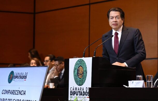 Mario Delgado pide a diputados aumentar presupuesto para becas escolares