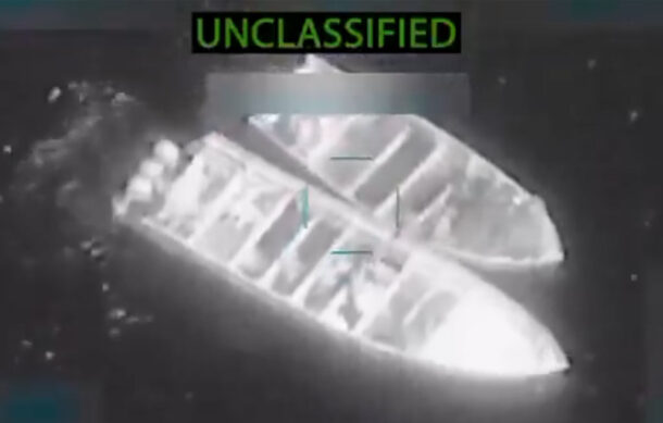 EU realiza tres ataques en el Pacífico contra embarcaciones con droga