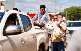 Entregan primeros apoyos a damnificados por huracán “Priscilla” en Vallarta