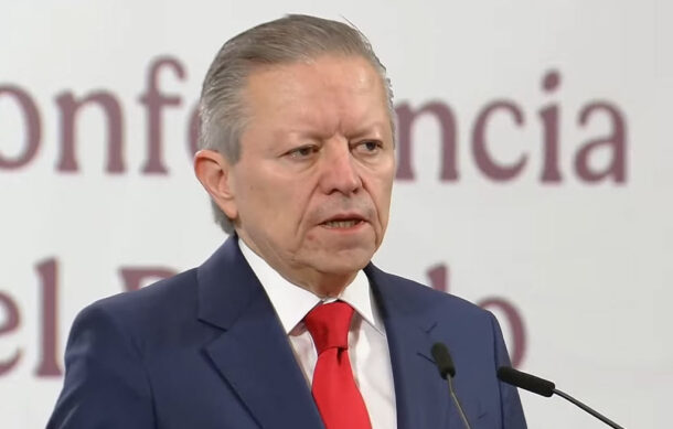 Pide Presidencia a diputados corregir error del Senado en torno a retroactividad de reforma al amparo