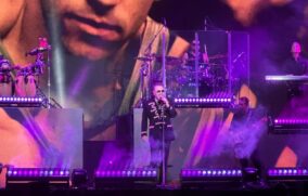 Mijares pone a cantar a los asistentes de las Fiestas de Octubre