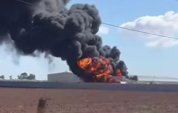 Deja hombre calcinado explosión de pipa en Los Mochis
