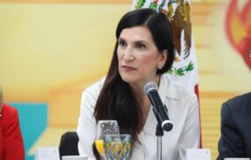 Debemos defender los logros ciudadanos y a las instituciones: López Rabadán