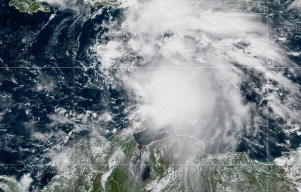 Tormenta tropical “Melissa” podría convertirse en huracán mayor; sin riesgo para México