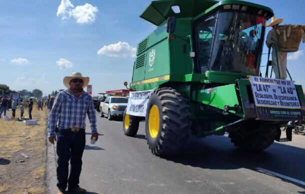 Productores acuerdan aperturas parciales de bloqueos carreteros en Jalisco