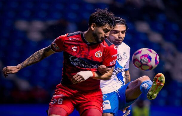 Puebla remonta para vencer a Xolos en gran juego