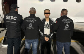 México entrega a EU al “Brother Wang”, presunto traficante chino de fentanilo