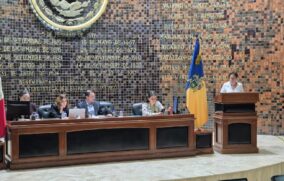 Diputados confrontan a secretaria de Turismo por mensajes relacionados con el conflicto en Palestina