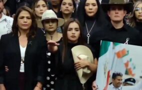 Grecia Quiroz, viuda de Carlos Manzo, asume como alcaldesa de Uruapan, Michoacán