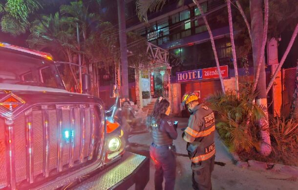 Incendio en hotel de Arcos Vallarta provoca evacuación; no hay lesionados