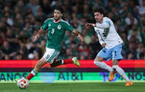 México liga 5 juegos sin ganar y es abucheado en Torreón; tras el 0-0 con Uruguay