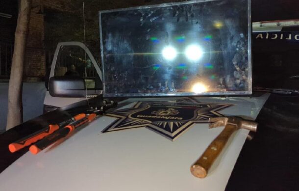 Detienen a dos hombres por robo agravado en restaurante-bar de Avenida La Paz