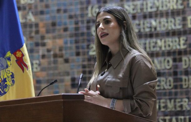 Cuestionan a titular de Asistencia Social por falta de adhesión a convenios federales y retrasos en apoyos