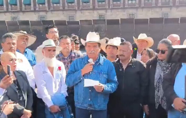 Campesinos y transportistas protestan frente a Palacio Nacional