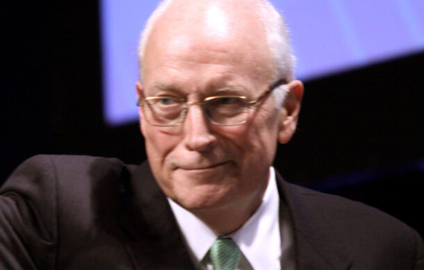 Muere Dick Cheney, exvicepresidente de EU y figura clave de las guerras en Irak y Panamá