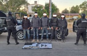 Detienen en Jalisco a cinco presuntos integrantes de célula delictiva transnacional