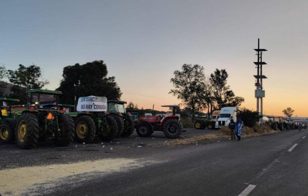Transportistas y agricultores levantan bloqueos tras acuerdo con el Gobierno Federal