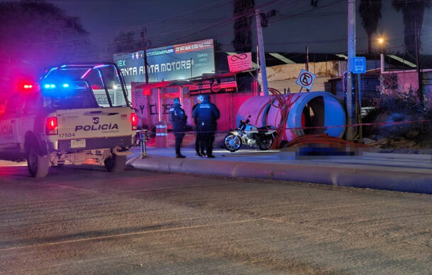 Muere motociclista tras derrapar en zona de obras viales en Tlaquepaque