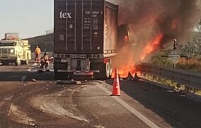 Cierran Autopista Guadalajara-Colima por fuerte accidente vehicular