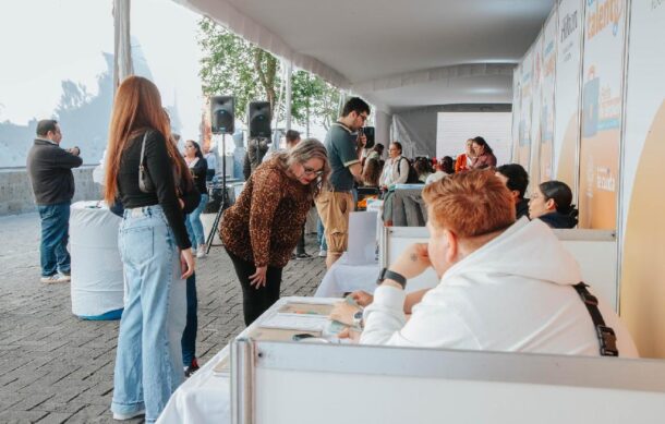GDL inaugura feria del empleo en corredor Pedro Loza