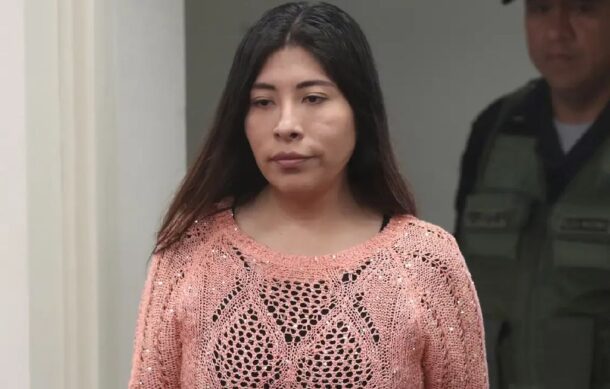Perú ordena captura de ex primera ministra Betssy Chávez