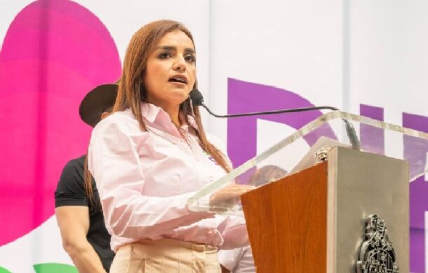 Cabildo designa a Grecia Quiroz, viuda de Carlos Manzo, como alcaldesa de Uruapan