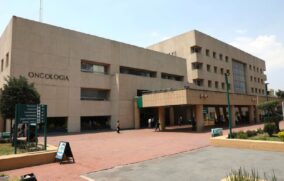 IMSS incorpora tecnología robótica avanzada para tratar cáncer