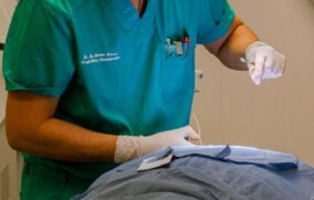 Durango aprueba Ley Nicole y prohíbe cirugías estéticas a menores