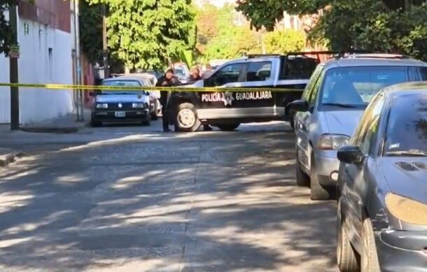 Localizan cadáver envuelto en cobijas en la Col. Del Fresno