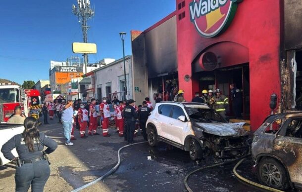Cierran temporalmente tiendas Waldo’s en Sonora tras incendio