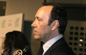 Kevin Spacey enfrentará en 2026 un nuevo juicio civil en Reino Unido por presuntas agresiones sexuales