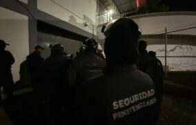 Detienen a cuatro custodios por fuga de reo en penal de Puerto Vallarta