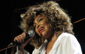 🎶 El Sonido de la Música – Tina Turner