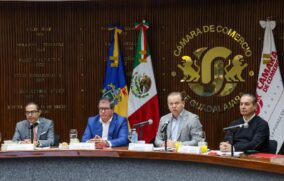 Déficit fiscal y tensiones externas presionan el desempeño económico: Cámara de Comercio GDL