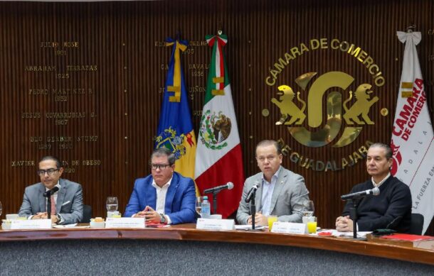 Déficit fiscal y tensiones externas presionan el desempeño económico: Cámara de Comercio GDL
