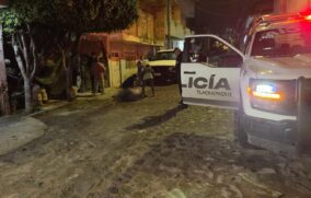 Adulto mayor cae desde un balcón sin barandal y se encuentra en estado crítico en Tlaquepaque