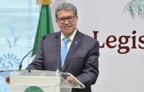 Diputados se preparan para otra intensa semana: Monreal