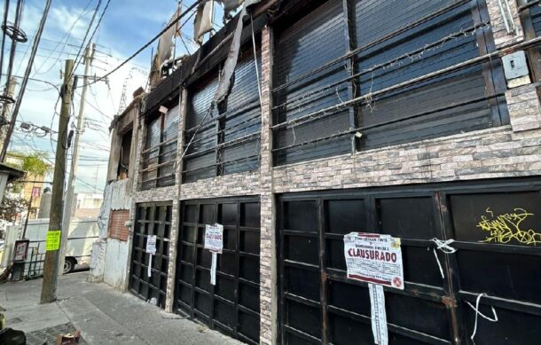 Investigan presunto robo de autopartes tras incendio en local de Tonalá