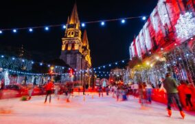 Inauguran pista de hielo del Festival Ilusionante en el Centro de GDL
